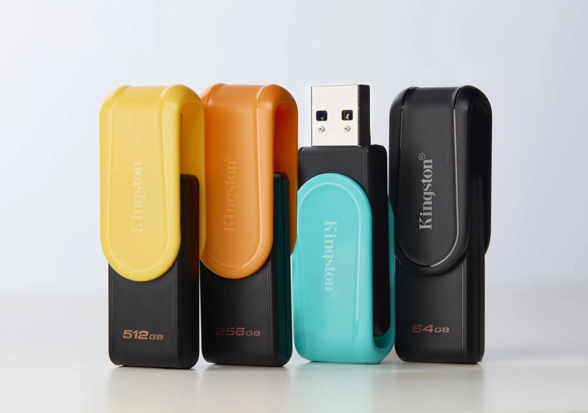 Kingston Technology DataTraveler 64GB Portable USB 3.2 Gen 1 Exodia S (Schwarz/Schwarz) – Bild 3