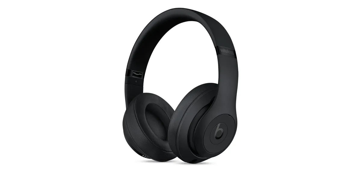 Apple Beats Studio3 Wireless Over-Ear Mattschwarz