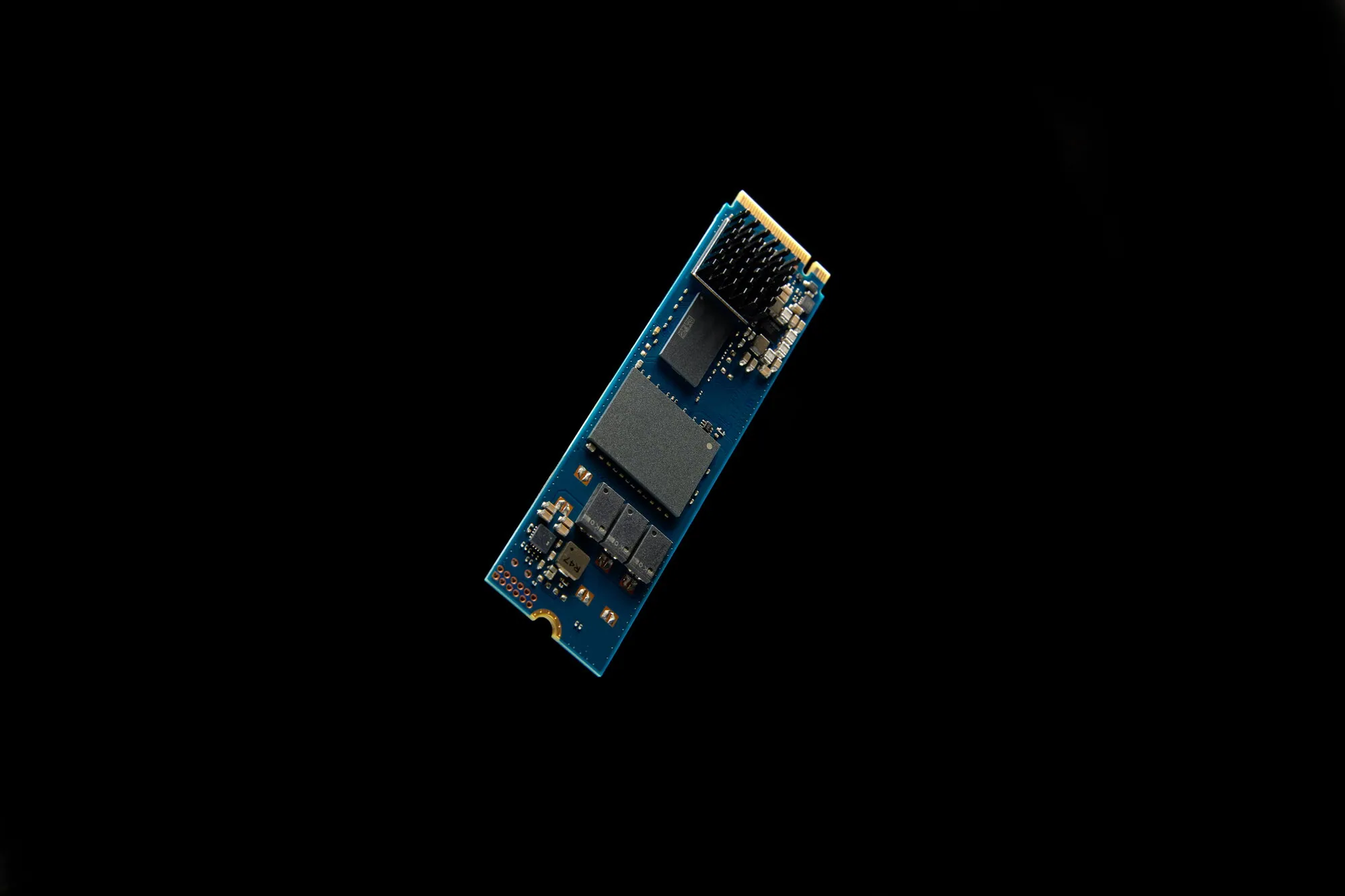 Kingston Technology 960G DC2000B PCIe 4.0 M.2 2280 Enterprise SSD – Bild 7