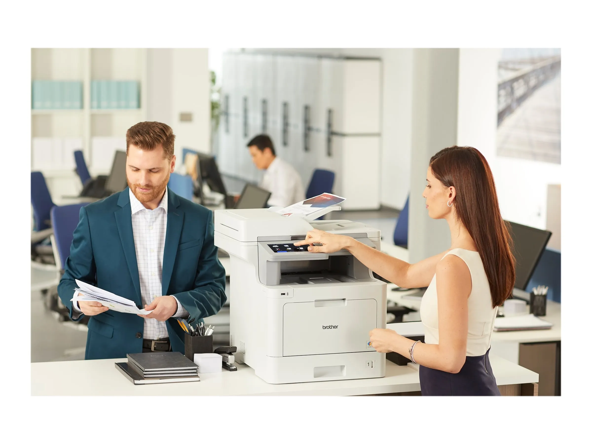 Brother MFC-L9570CDW  4-in-1 (Speditionsversand)