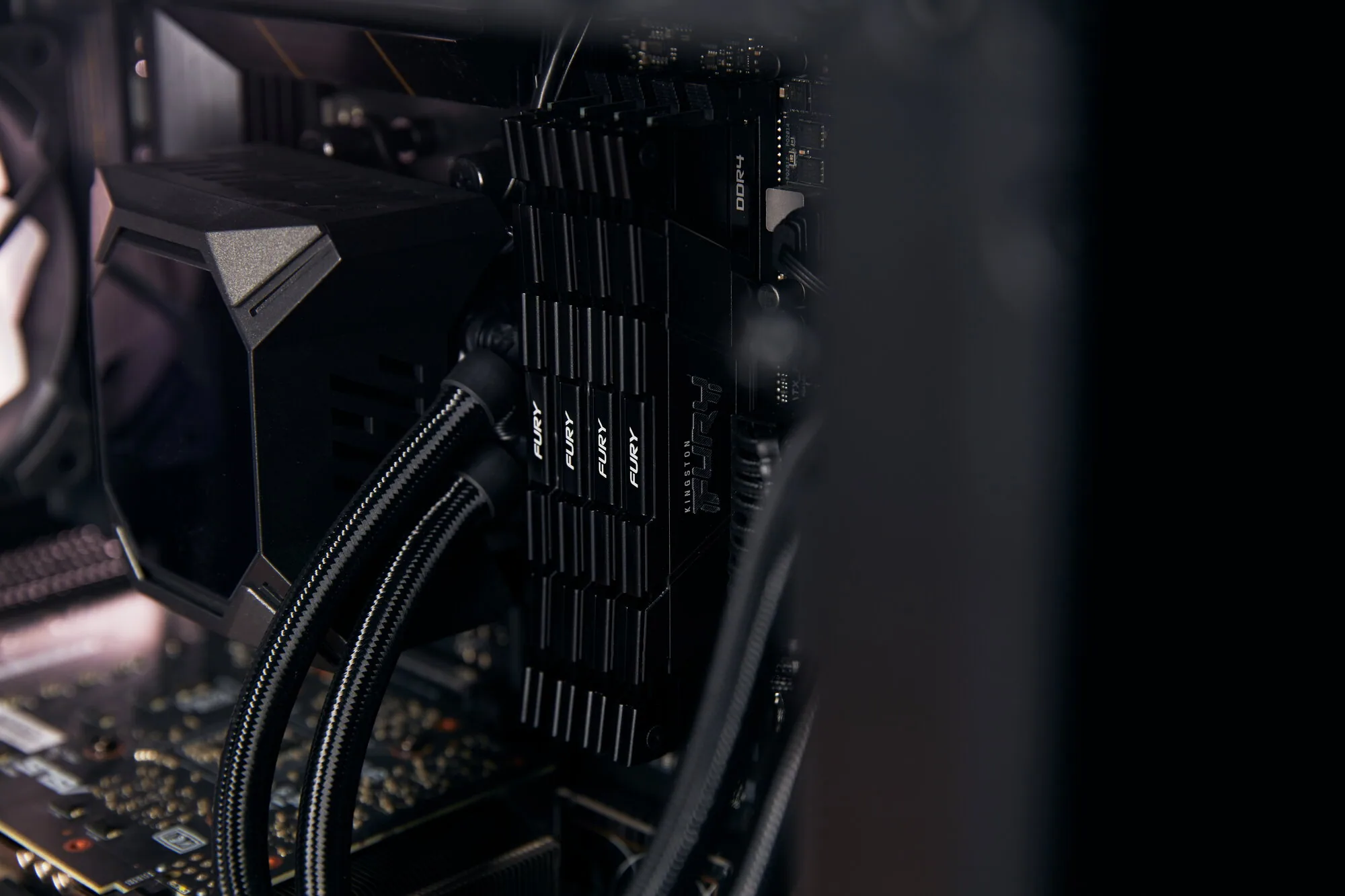 Kingston FURY 16 GB 3600MT/s DDR4 CL16 DIMM 1Gx8 Renegade Black – Bild 7