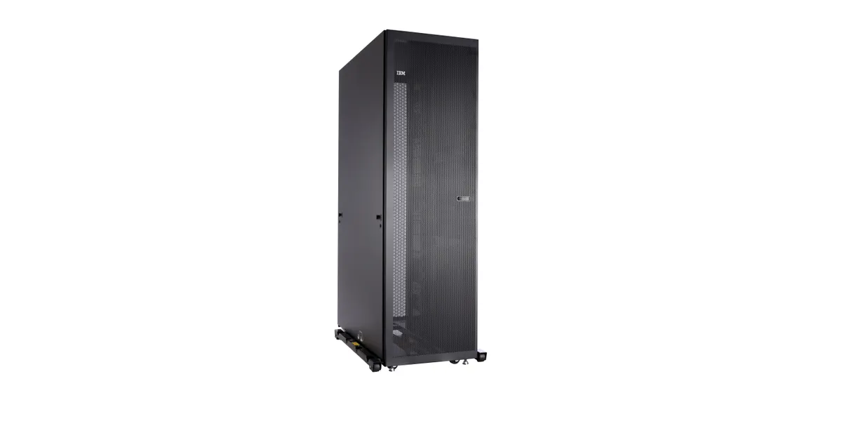 Lenovo 42U 1100 mm Enterprise V2 Dynamic Rack